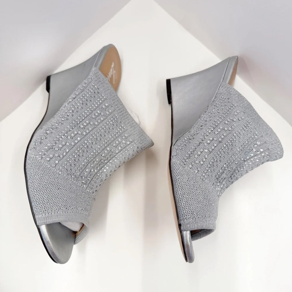 NWOT Lauren Lorraine Martha Silver Rhinestone Wedge Sandals, Size 9.5